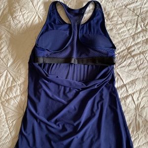 Lululemon top